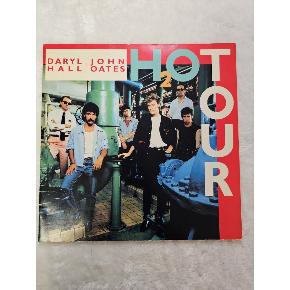 1983 Daryl Hall & John Oates H2O Concert Tour Program Booklet